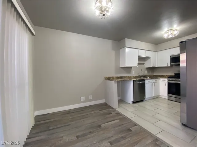 $1,595 | 1722 East University Avenue, Unit 8, Las Vegas, NV 89119