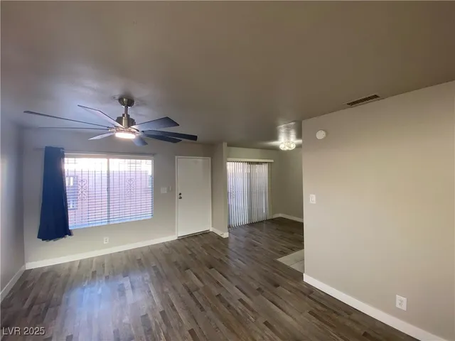 $1,595 | 1722 East University Avenue, Unit 8, Las Vegas, NV 89119