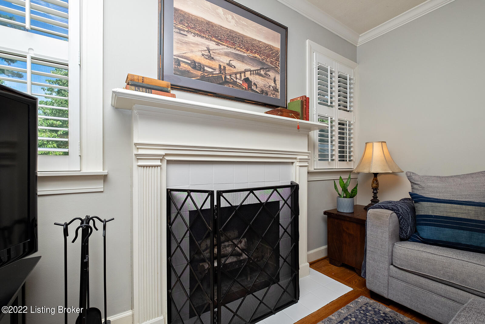 4310 Alton Road Louisville, KY 40207 - Photo 11 of 66 0010