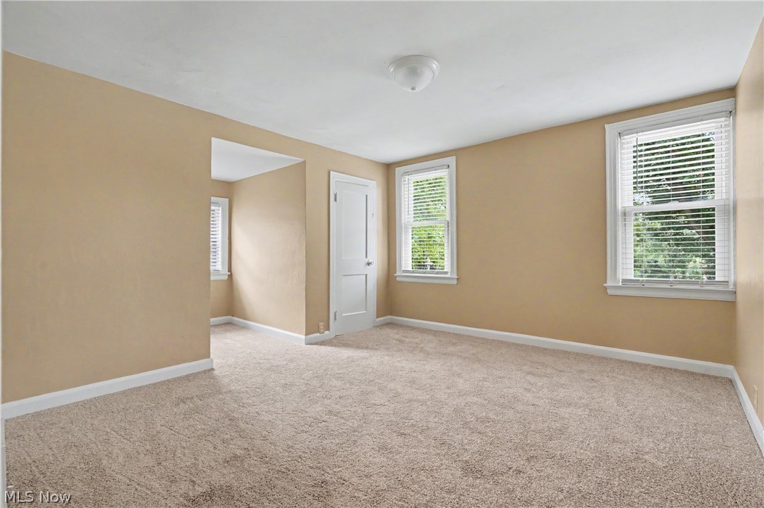 6341 Clingan Road Youngstown, OH 44514 - Photo 20 of 35