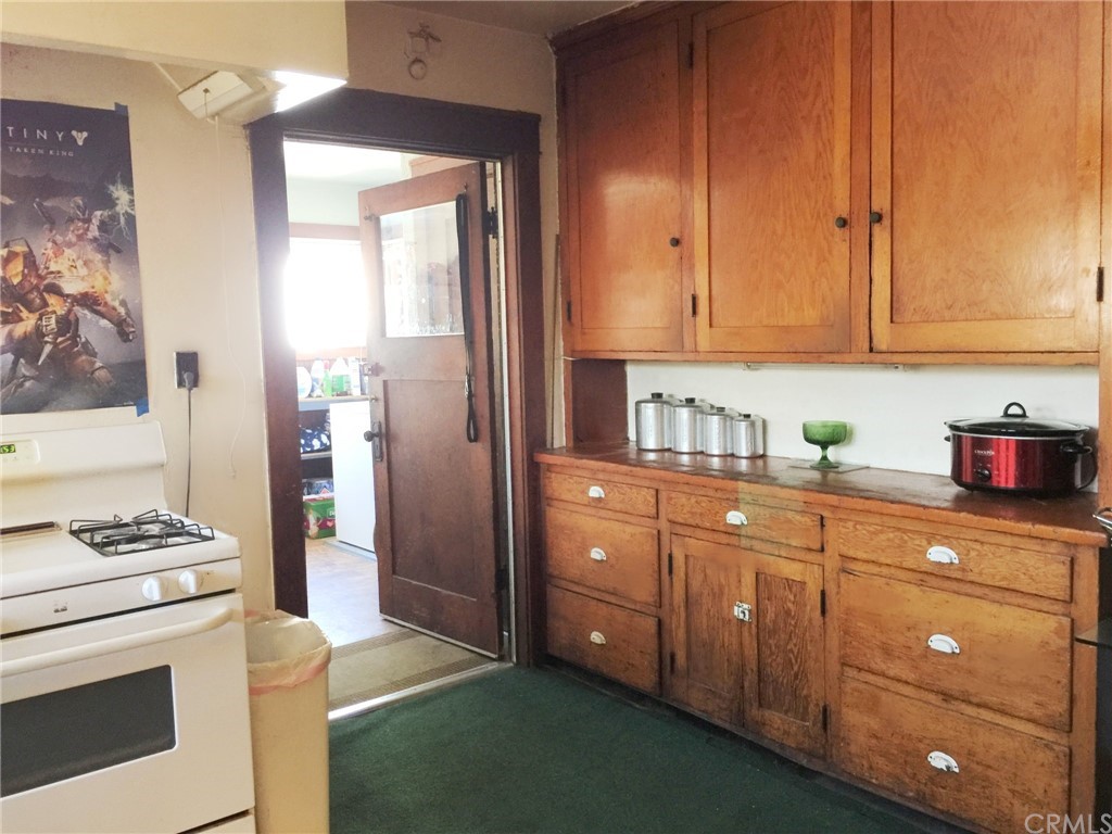 505 Wyoming Street Pasadena, CA 91103 - Photo 5 of 12