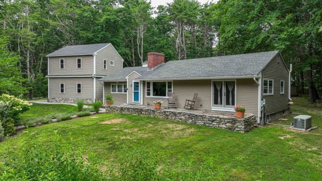 20 Old County Road York, ME 03902 - Photo 13 of 40 Gallery Image 13