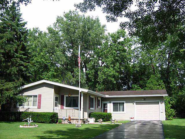 332 Wood Road Greece, NY 14626 - Photo 1 of 1 Exterior Front
