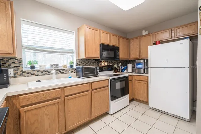 $1,700 | 133 Sawtooth Drive, Valrico, FL 33594