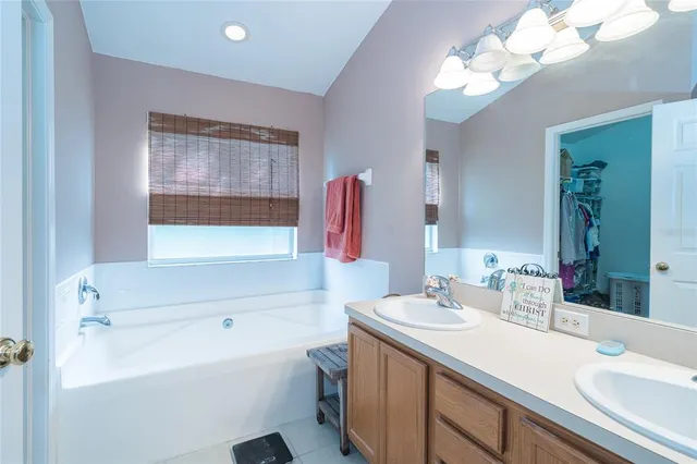 $1,700 | 133 Sawtooth Drive, Valrico, FL 33594