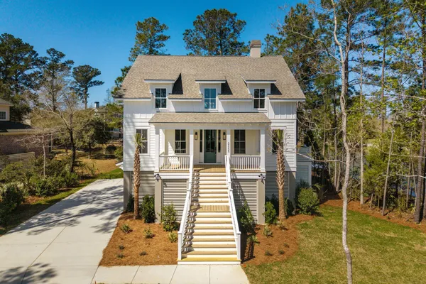 $1,995,000 | 2265 Beckenham Drive, Mount Pleasant, SC 29466