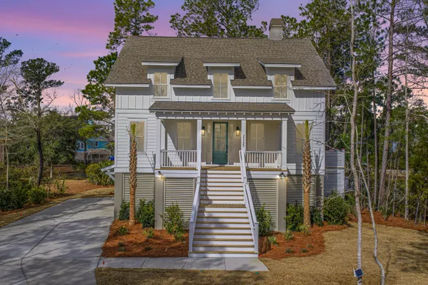 $1,995,000 | 2265 Beckenham Drive, Mount Pleasant, SC 29466