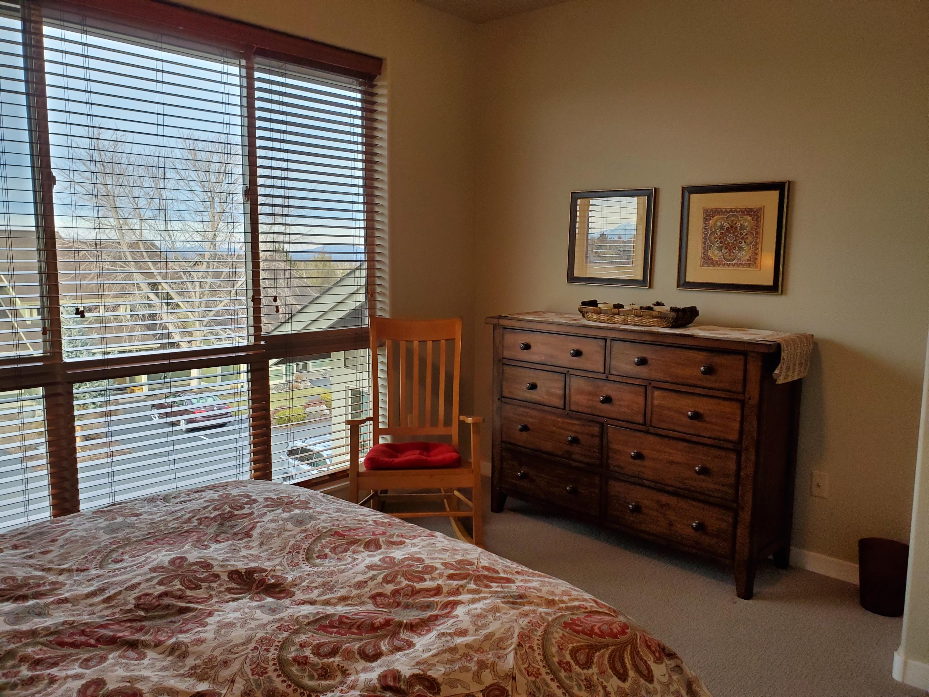 10671 Village Loop Redmond, OR 97756 - Photo 24 of 31 20201224_151525