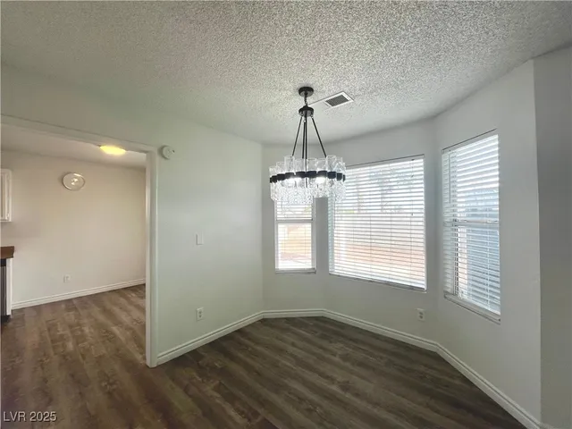 $1,800 | 1537 North Canyon Rose Way, Las Vegas, NV 89108