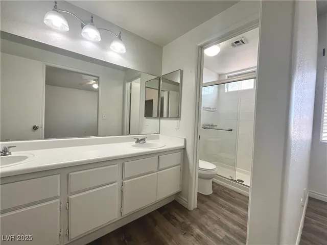 $1,800 | 1537 North Canyon Rose Way, Las Vegas, NV 89108