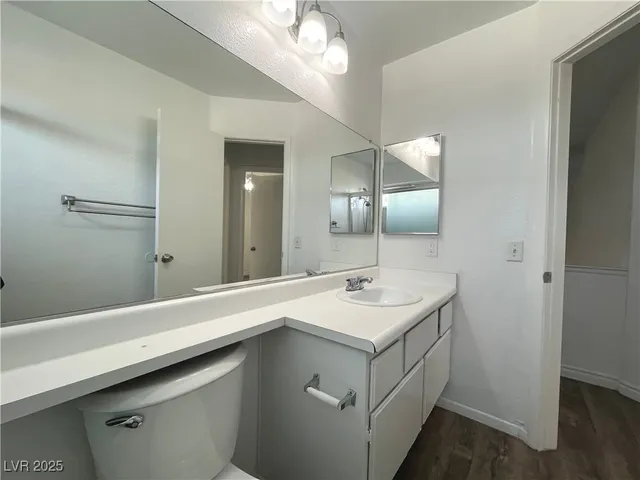 $1,800 | 1537 North Canyon Rose Way, Las Vegas, NV 89108