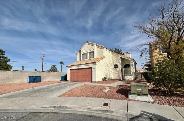 $1,800 | 1537 North Canyon Rose Way, Las Vegas, NV 89108