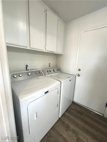 $1,800 | 1537 North Canyon Rose Way, Las Vegas, NV 89108