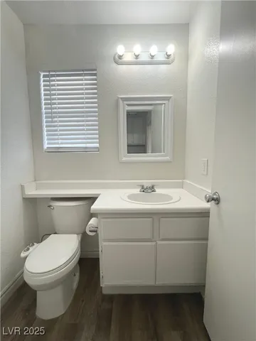 $1,800 | 1537 North Canyon Rose Way, Las Vegas, NV 89108