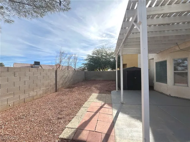$1,800 | 1537 North Canyon Rose Way, Las Vegas, NV 89108