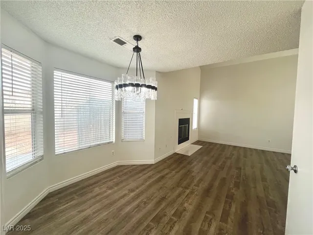 $1,800 | 1537 North Canyon Rose Way, Las Vegas, NV 89108