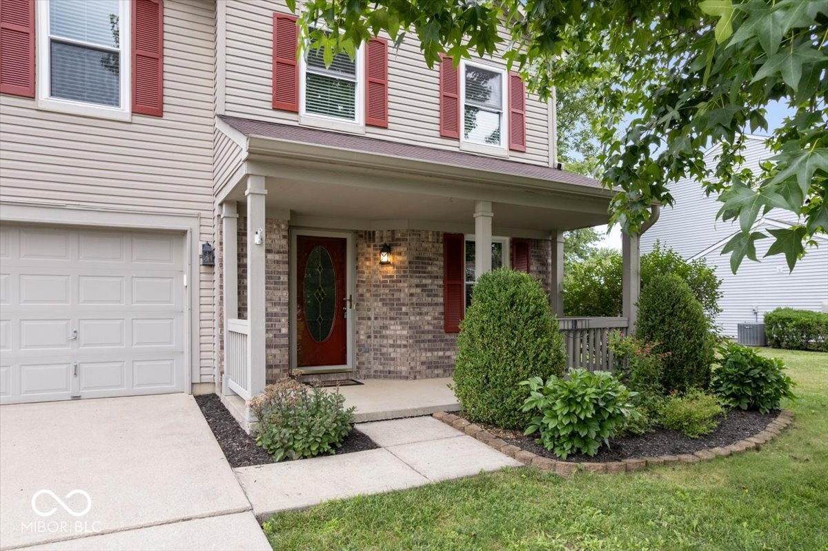 12824 Howe Road Fishers, IN 46038 - Photo 3 of 35