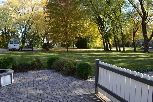 $529,000 | 3856 Knapp Street, Oshkosh, WI 54902