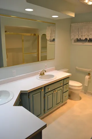 $529,000 | 3856 Knapp Street, Oshkosh, WI 54902