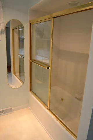 $529,000 | 3856 Knapp Street, Oshkosh, WI 54902