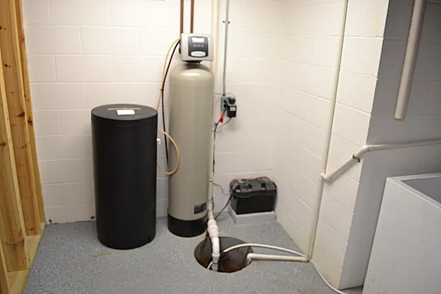 $529,000 | 3856 Knapp Street, Oshkosh, WI 54902