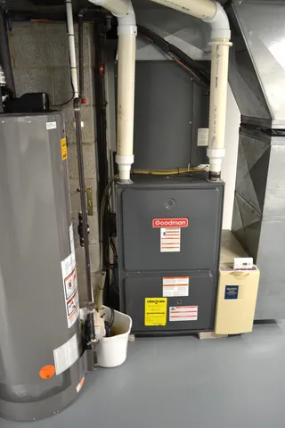 $529,000 | 3856 Knapp Street, Oshkosh, WI 54902