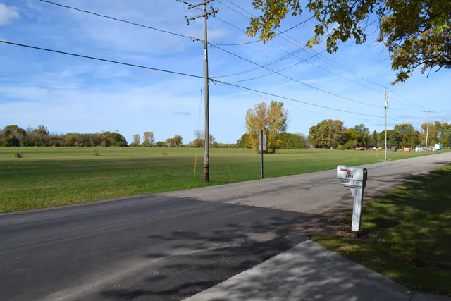 $529,000 | 3856 Knapp Street, Oshkosh, WI 54902