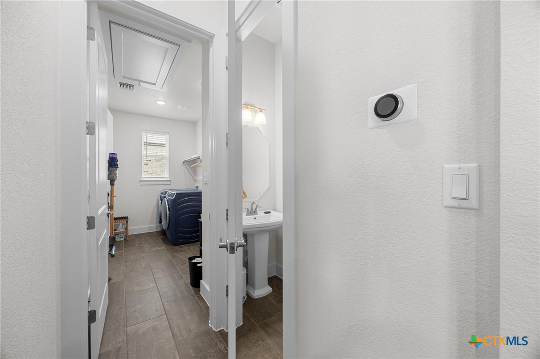 109 High Plains Drive Georgetown, TX 78628 - Photo 21 of 43