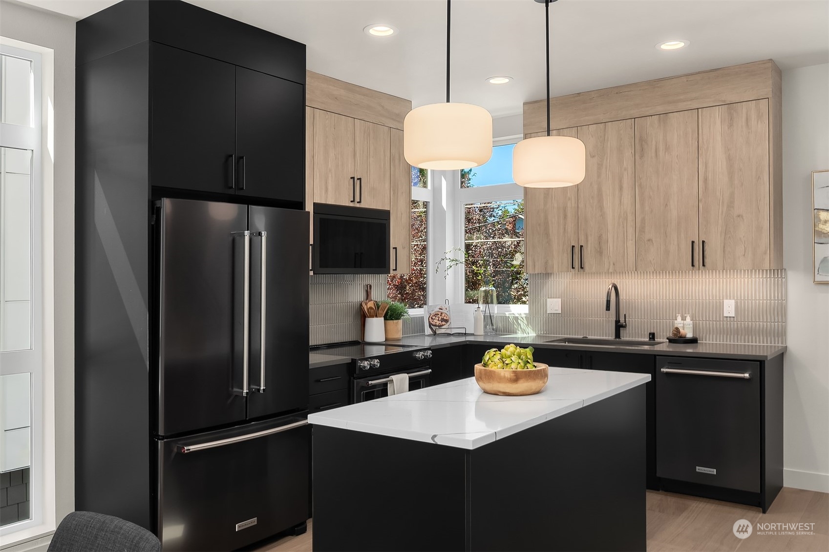 1221 North 47th Street Seattle, WA 98103 - Photo 15 of 38