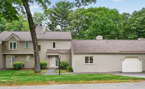 $749,000 | 2 Daybreak, Unit 2, Wayland, MA 01778