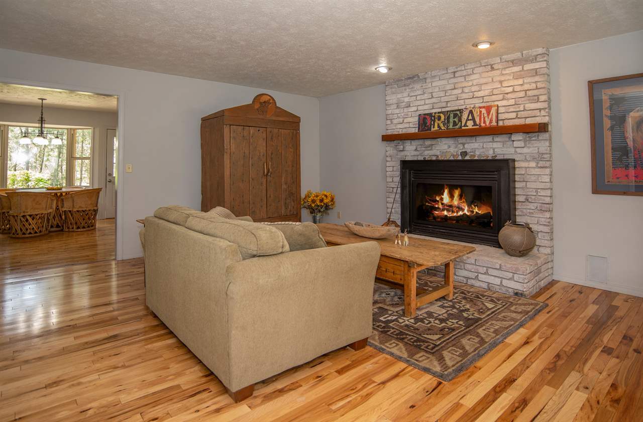 15111 North Chronicle Road Mead, WA 99021 - Photo 8 of 20