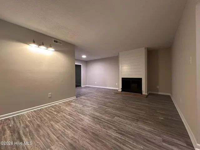 $1,350 | 20 South Onsville Place, Jacksonville, NC 28546