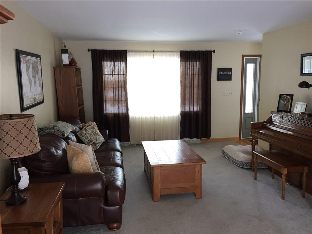 1940 Valley View Road Hermitage, PA 16148 - Photo 2 of 15 Gallery Image 2