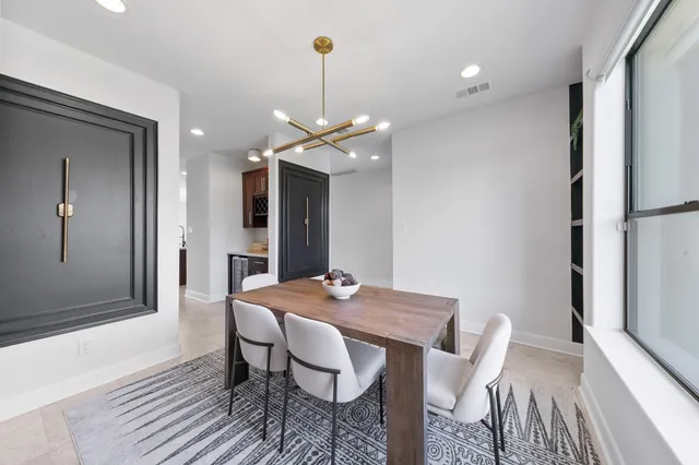 $7,000 | 4301 Vivian Street, Bellaire, TX 77401