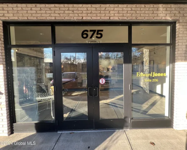 $19 | 675 Grooms Road, Unit 202, Clifton Park, NY 12065