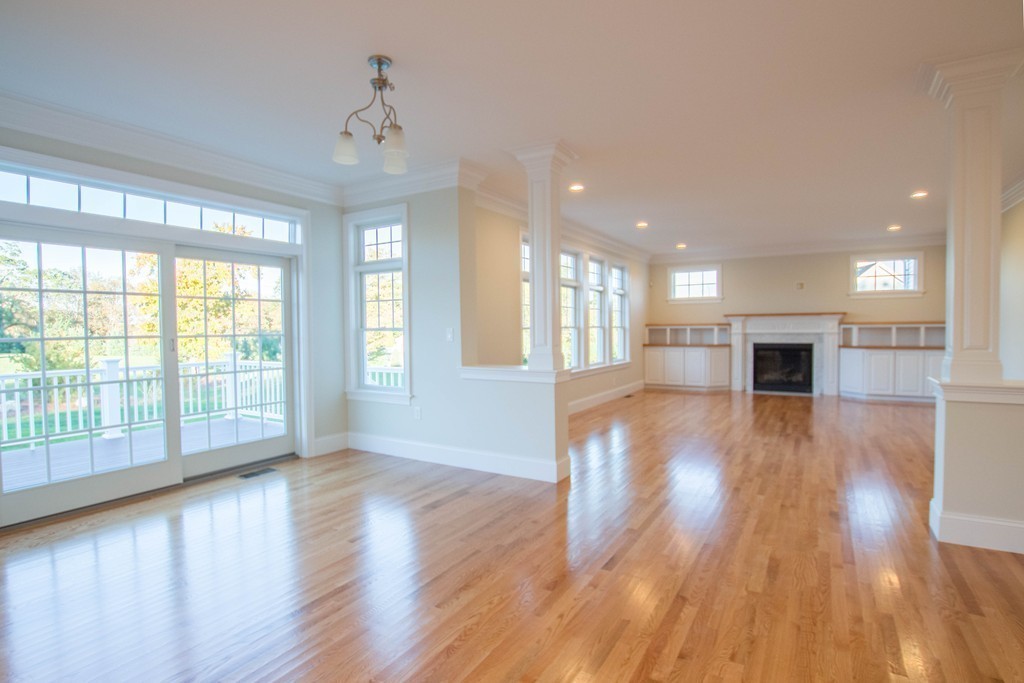 5 Stage Coach Road Lexington, MA 02421 - Photo 6 of 23 Gallery Image 6