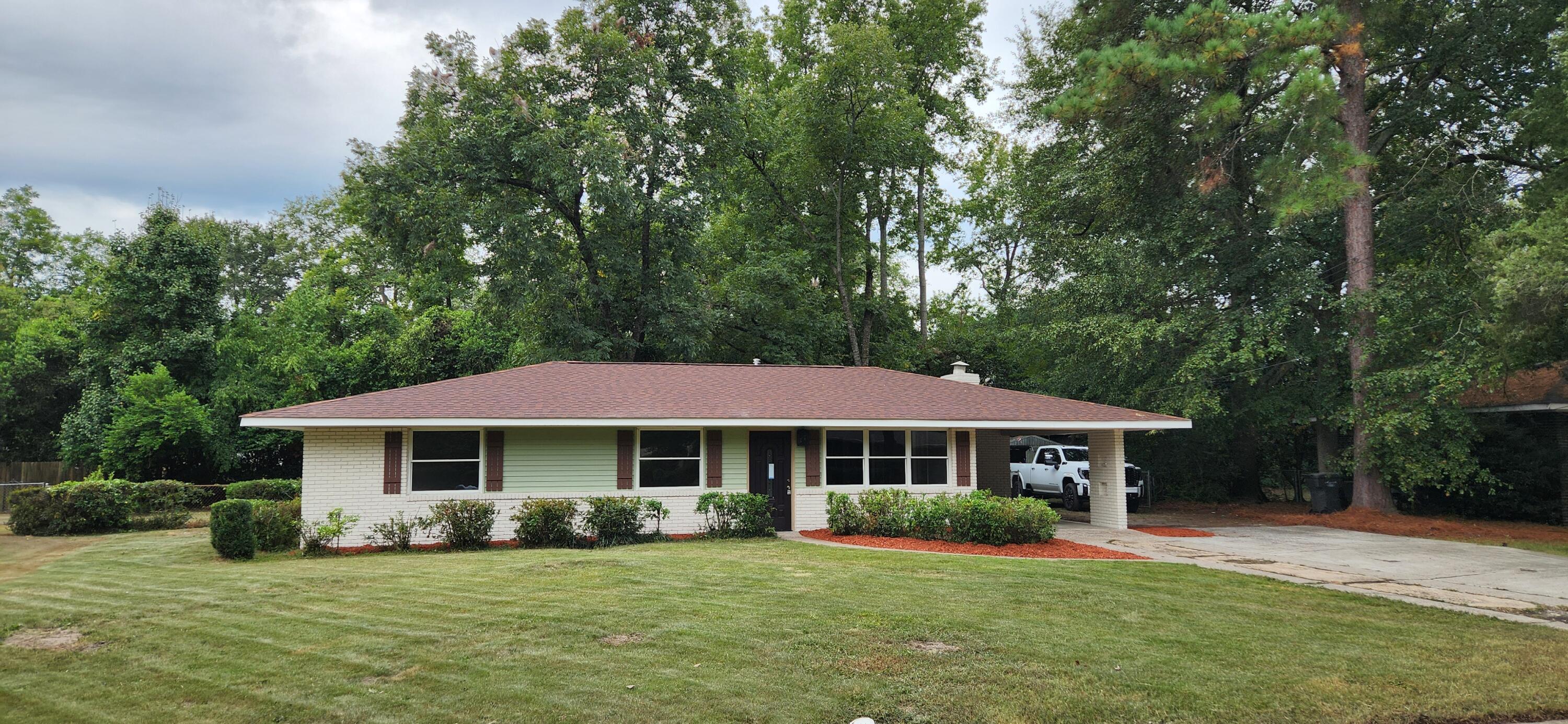 2718 Pine Valley Road Augusta, GA 30904 - Photo 3 of 44 20240918_120710