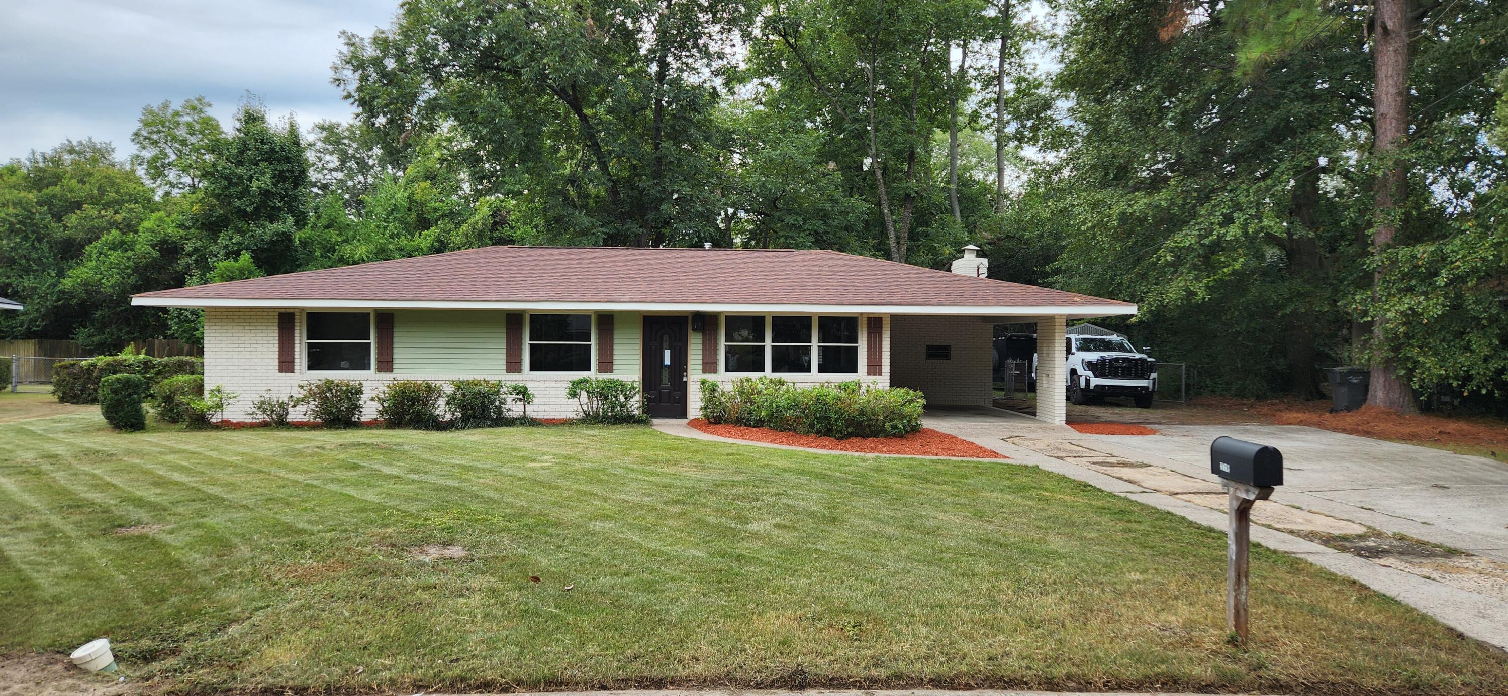 2718 Pine Valley Road Augusta, GA 30904 - Photo 4 of 44 20240918_120654