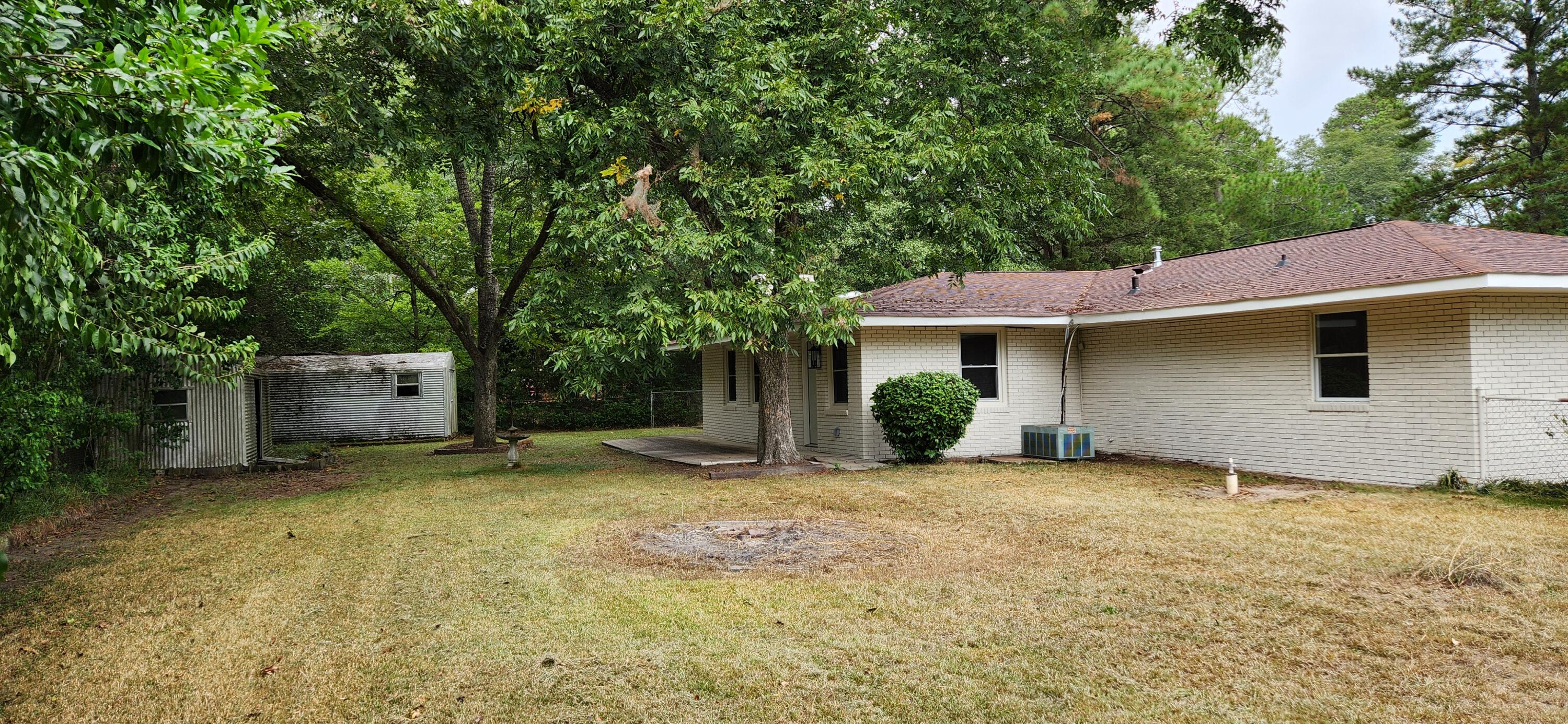 2718 Pine Valley Road Augusta, GA 30904 - Photo 9 of 44 20240918_114635