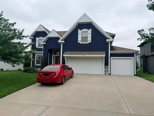 $599,000 | 16616 South Lind Road, Olathe, KS 66062