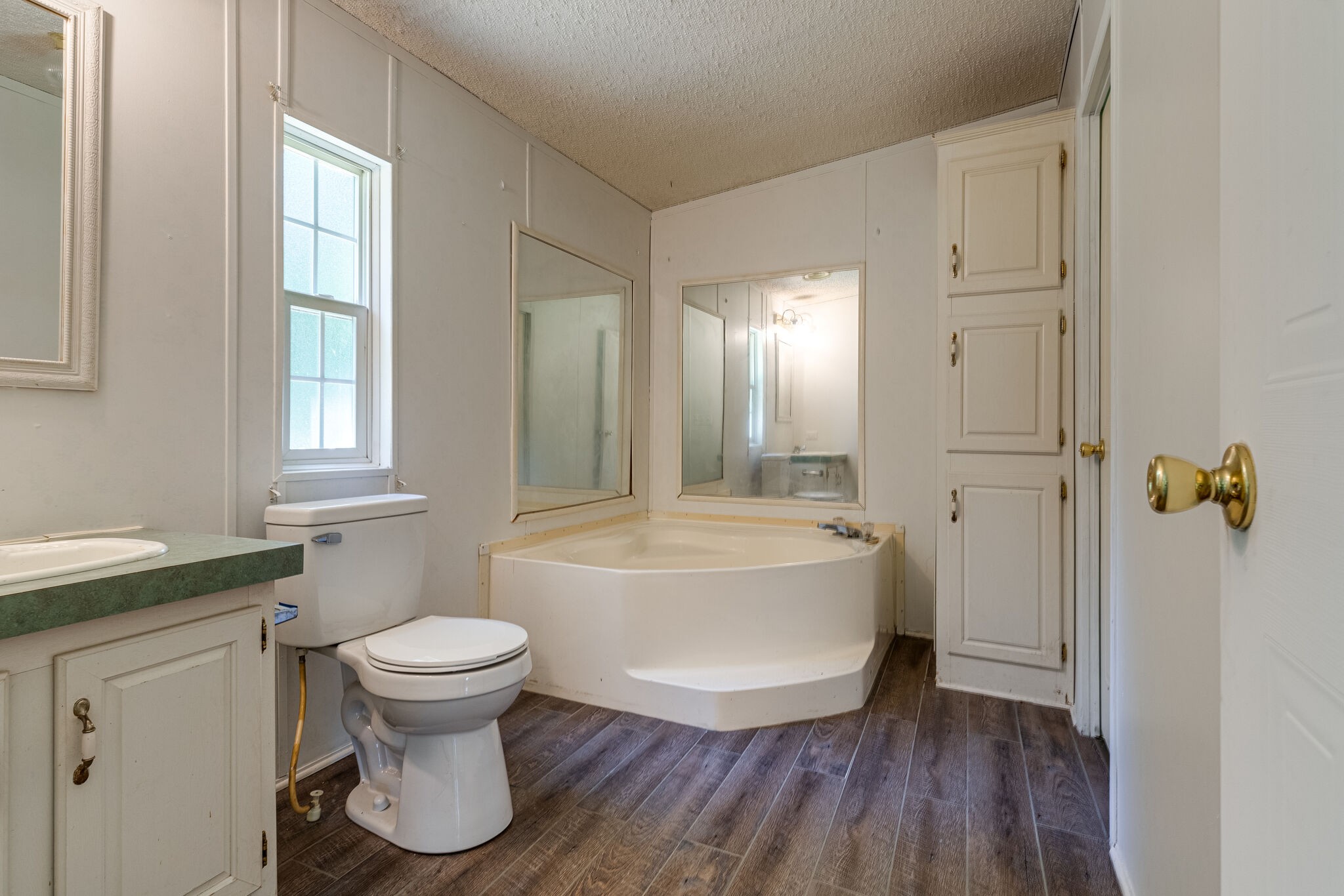 230 East Piney Road Dickson, TN 37055 - Photo 6 of 18 a bathroom with a sink toilet and shower