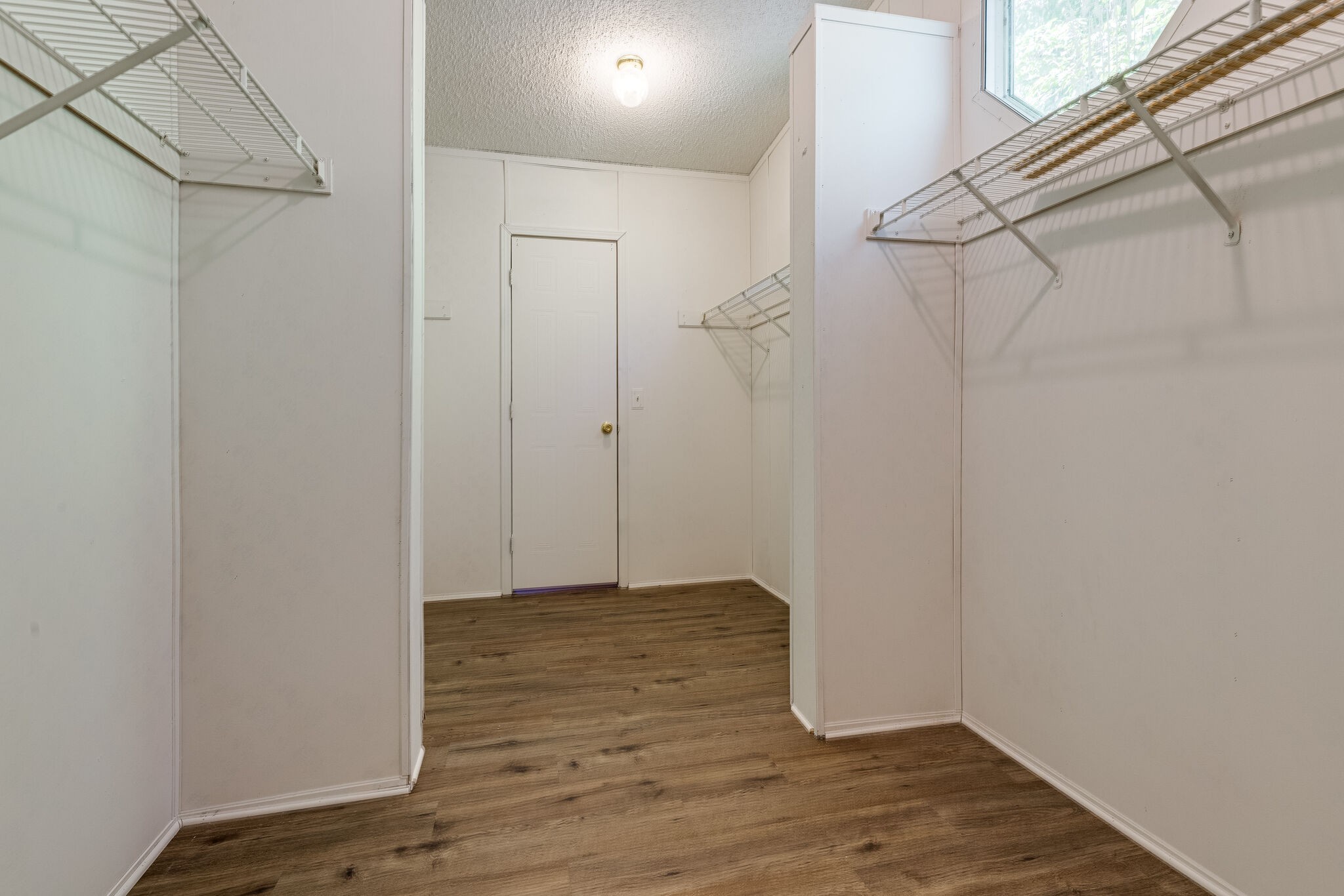 230 East Piney Road Dickson, TN 37055 - Photo 9 of 18 a view of small space