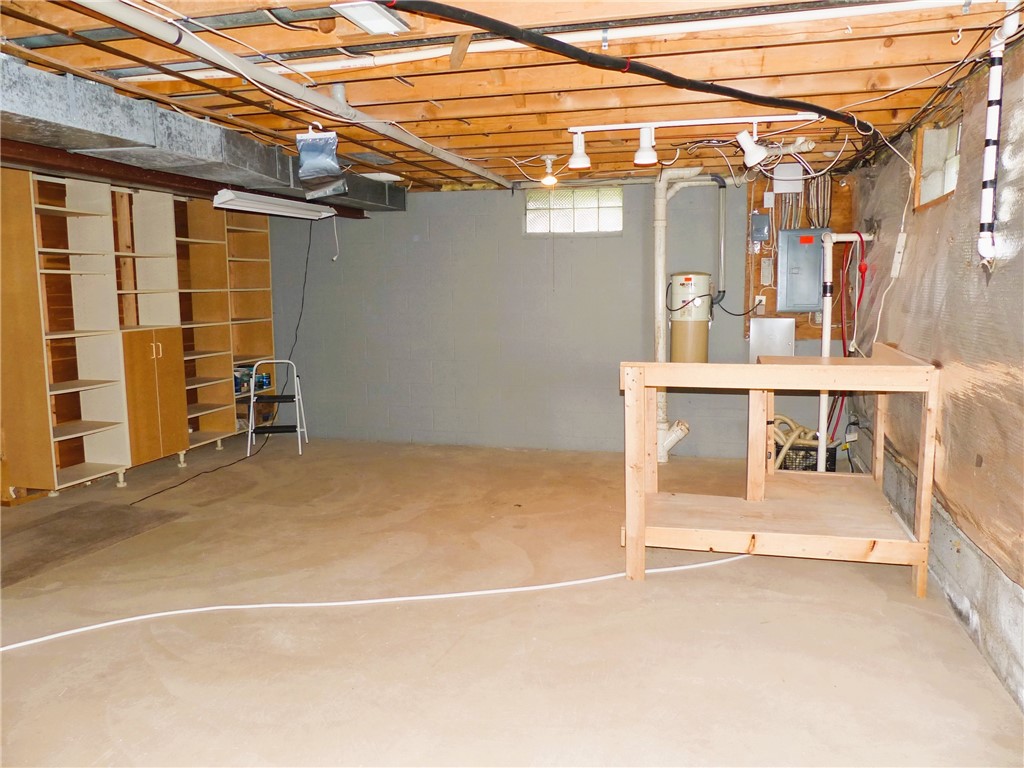 2 Shingle Mill Road Irondequoit, NY 14609 - Photo 24 of 36 Large basement