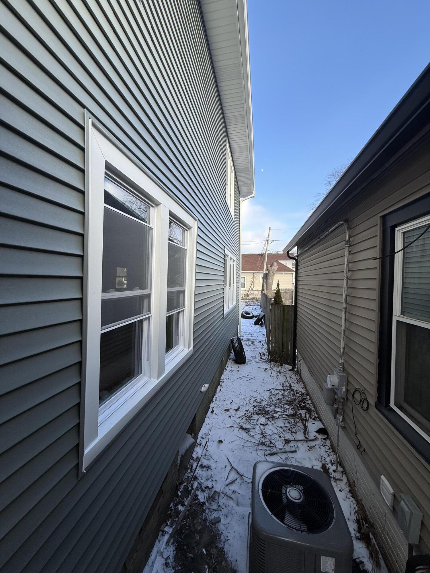 1801 Center Street Racine, WI 53403 - Photo 4 of 7 Photo Dec 29 2025, 2 42 51 PM