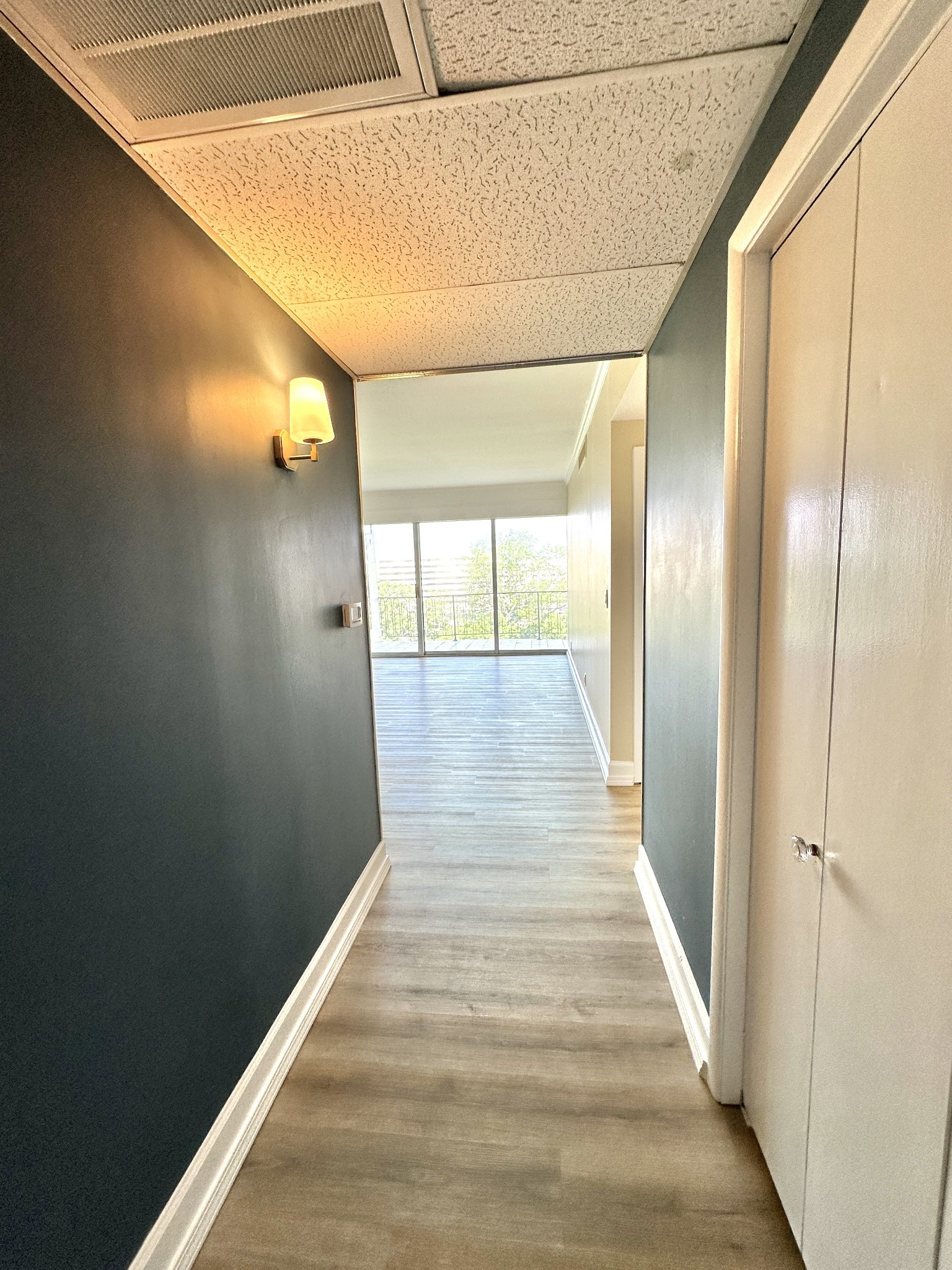 4215 Harding Pike, Unit 903 Nashville, TN 37205 - Photo 5 of 68 a view of gallery