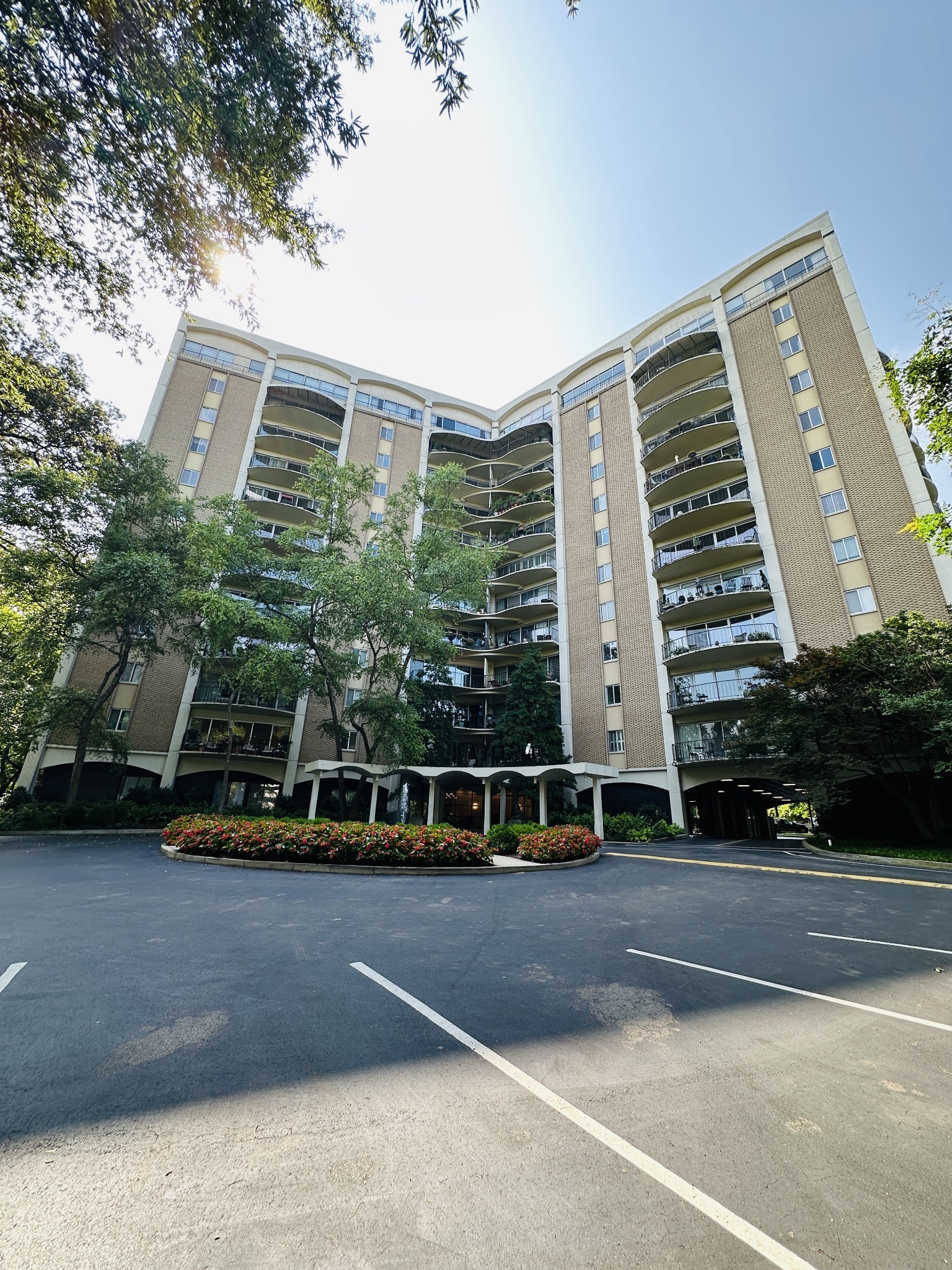 4215 Harding Pike, Unit 903 Nashville, TN 37205 - Photo 68 of 68 a front view of a building with trees
