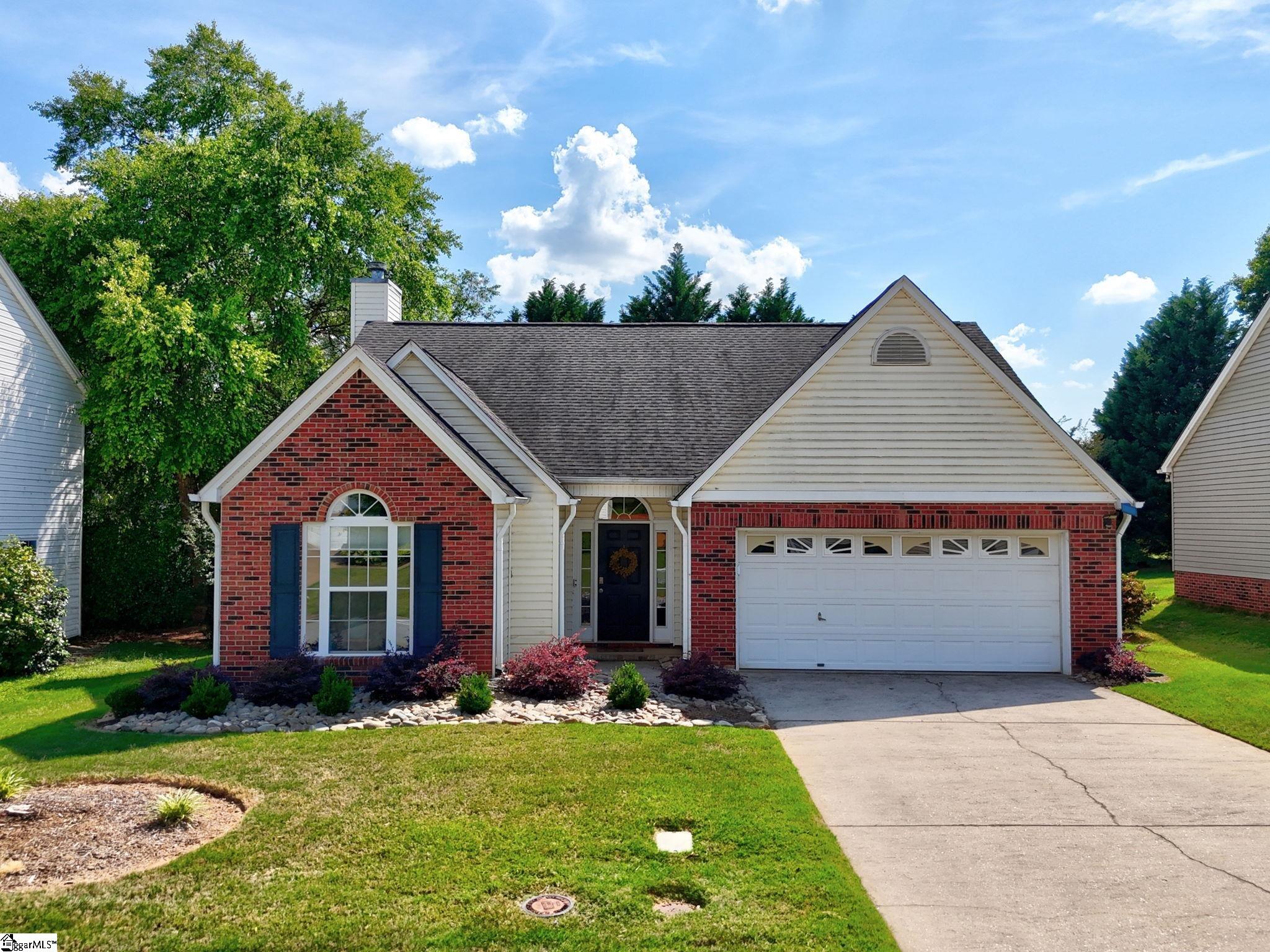 214 Ashridge Way Simpsonville, SC 29681 - Photo 1 of 37