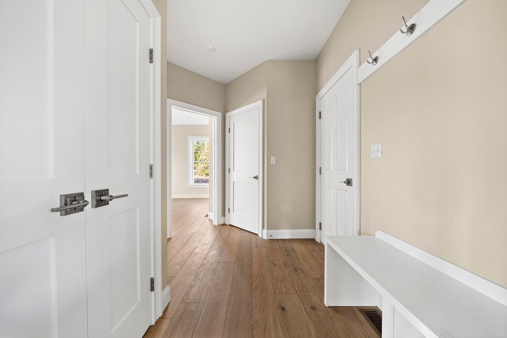260 Old Mill Road Barnstable, MA 02648 - Photo 11 of 36