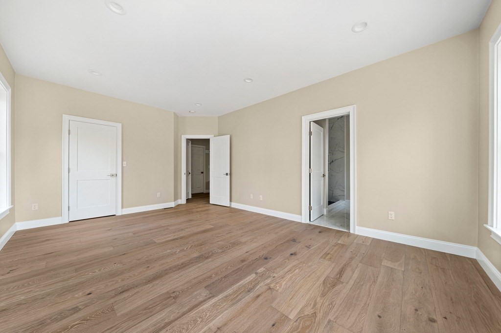 260 Old Mill Road Barnstable, MA 02648 - Photo 14 of 36