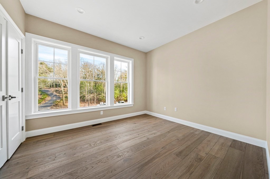 260 Old Mill Road Barnstable, MA 02648 - Photo 18 of 36